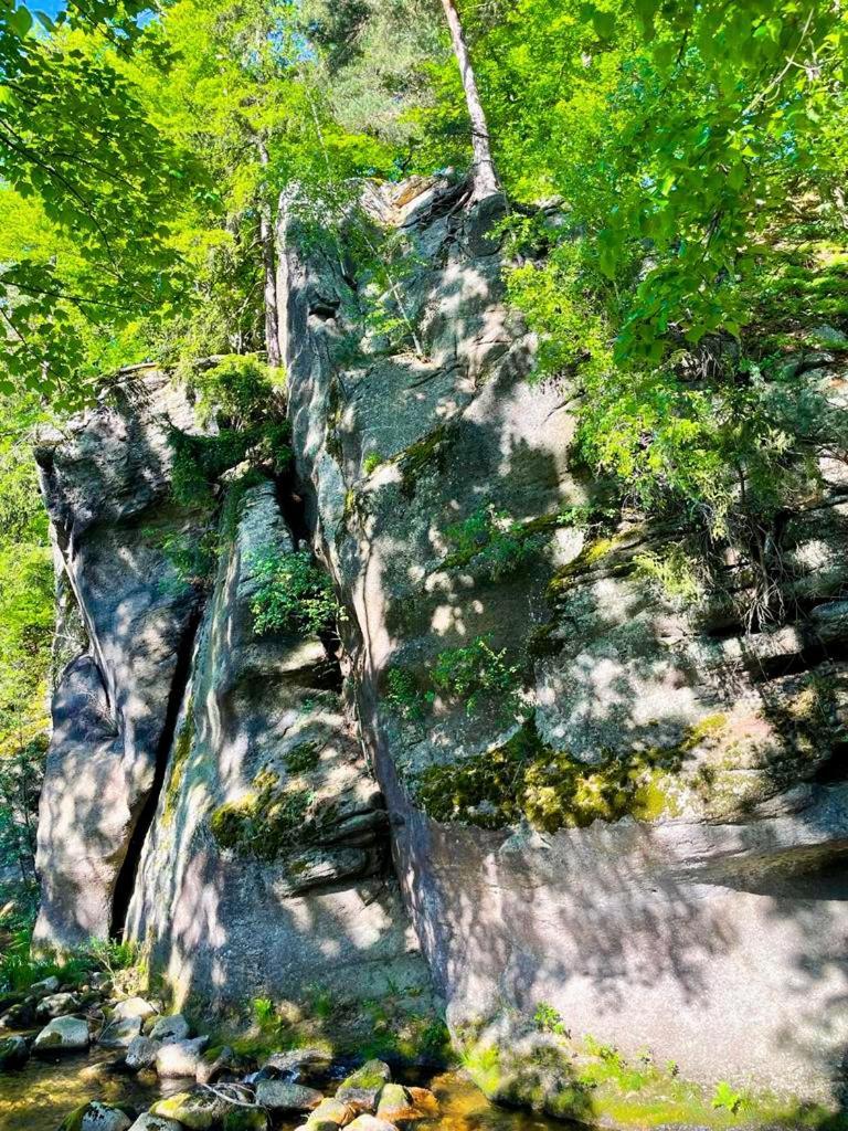 Domek Przy Rozpadlisku Podgorzyn Bagian luar foto